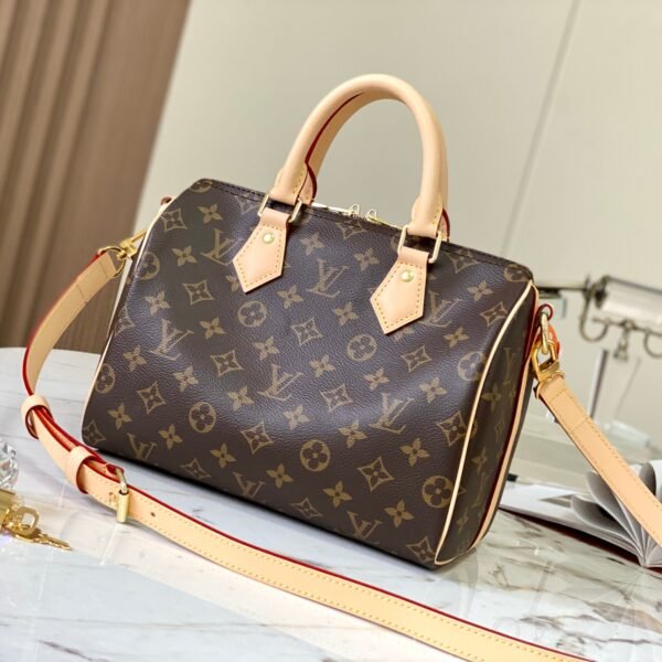 LOUIS VUITTON  M41113