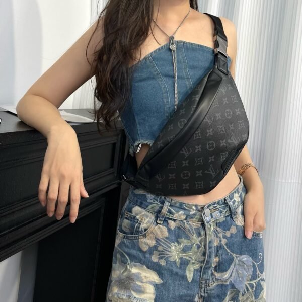 LOUIS VUITTON  M46035