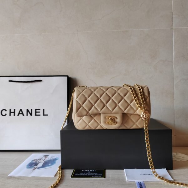 CHANEL